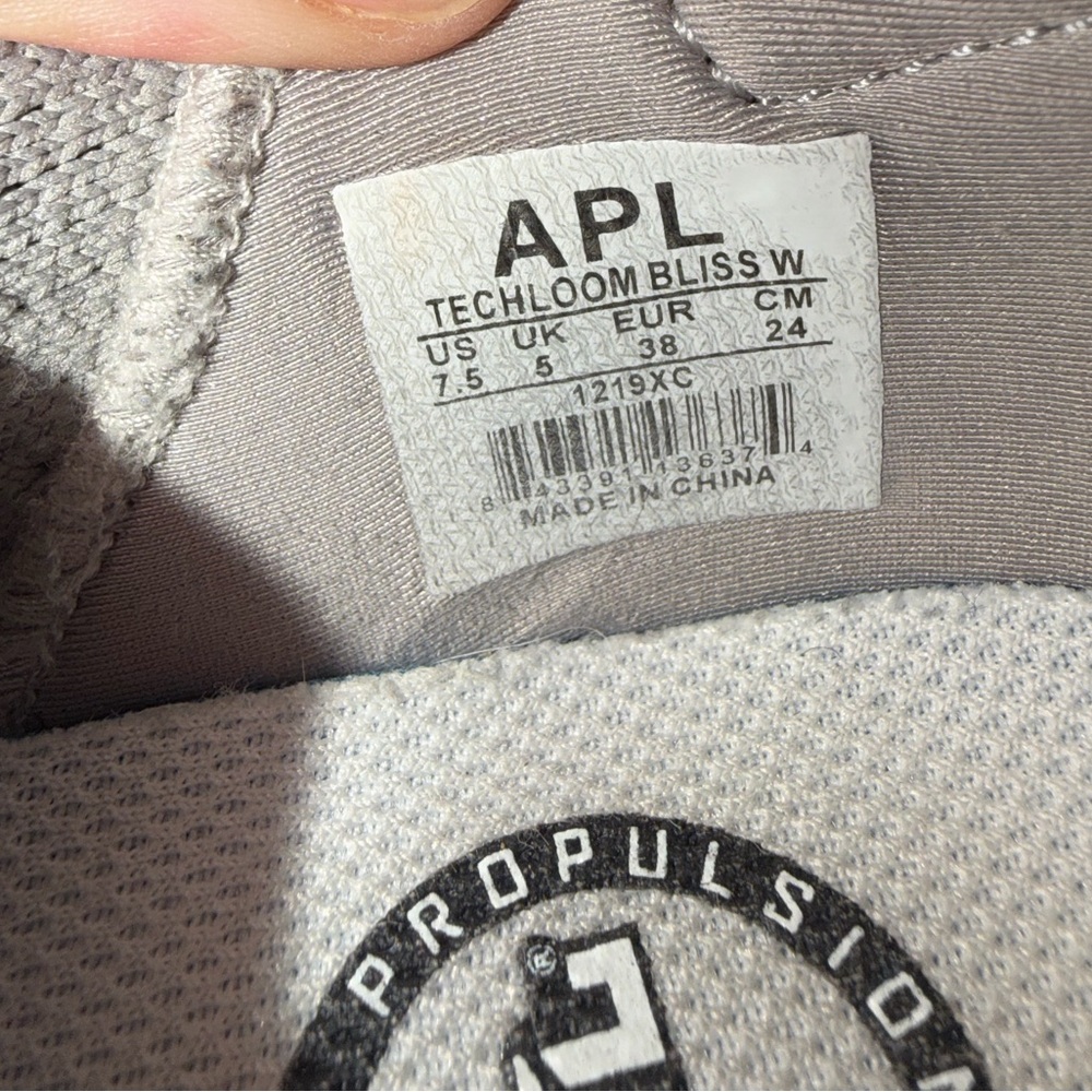 APL Techloom Bliss Slip On Knit Sneakers Cement Grey women's 7.5 $245 retail - Picture 4 of 4